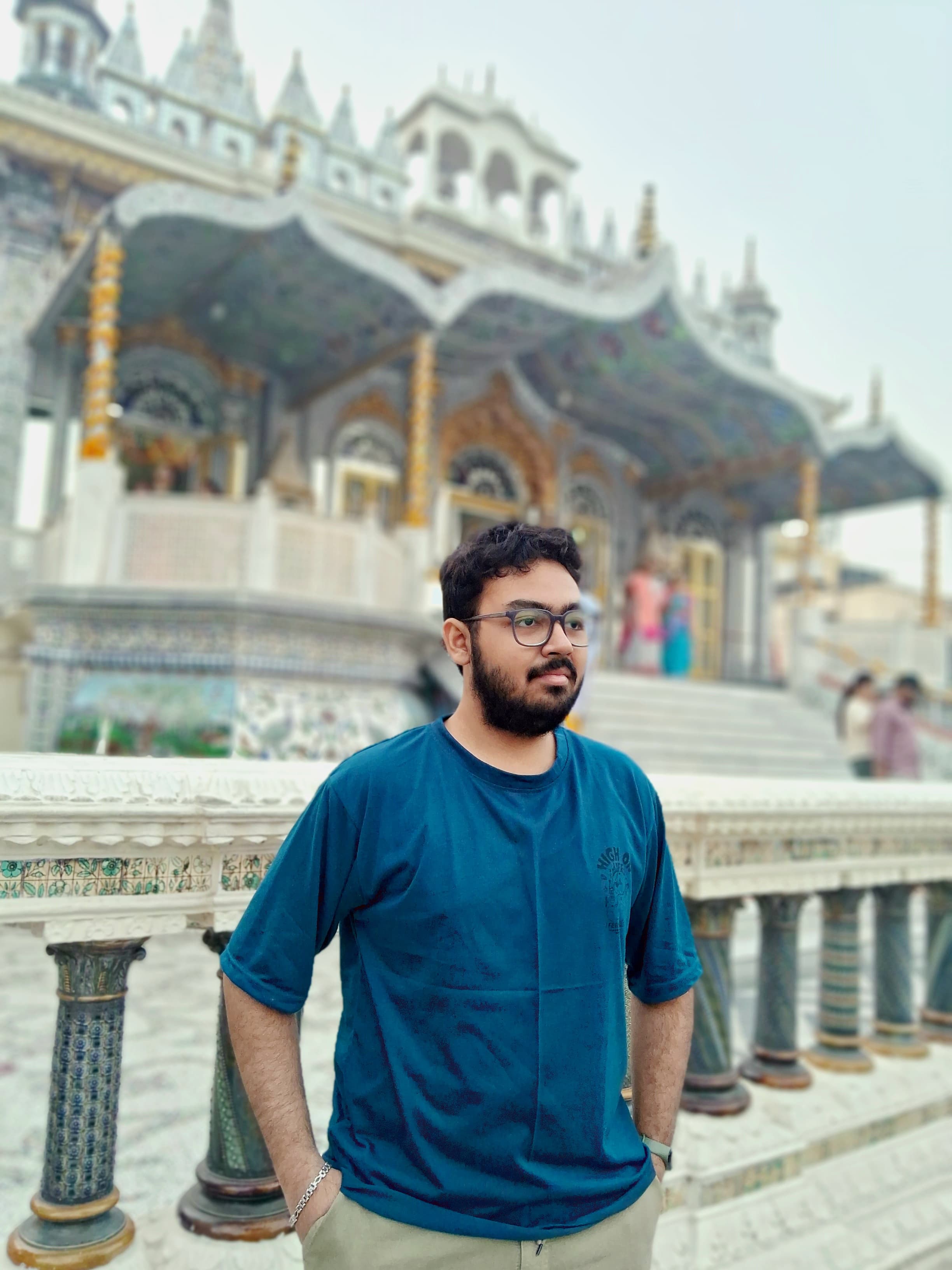 Captured during a peaceful visit to the beautiful Shree Sitalnath Temple in Kolkata — featuring Bratik Mukherjee embracing culture, calmness, and moments beyond code.
